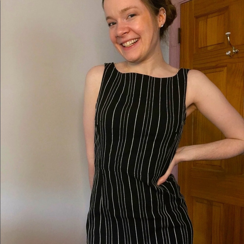 STRIPED Y2K DRESS WITH KNEE SLIT